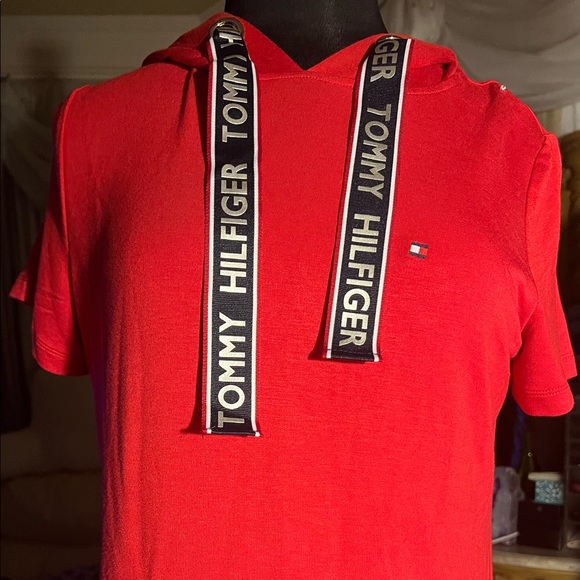 Small/petite Tommy Hilfiger tee shirt Red dress with a hoodie  Jersey dress - Picture 2 of 8